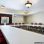 Microtel Inn & Suites By Wyndham Hattiesburg 