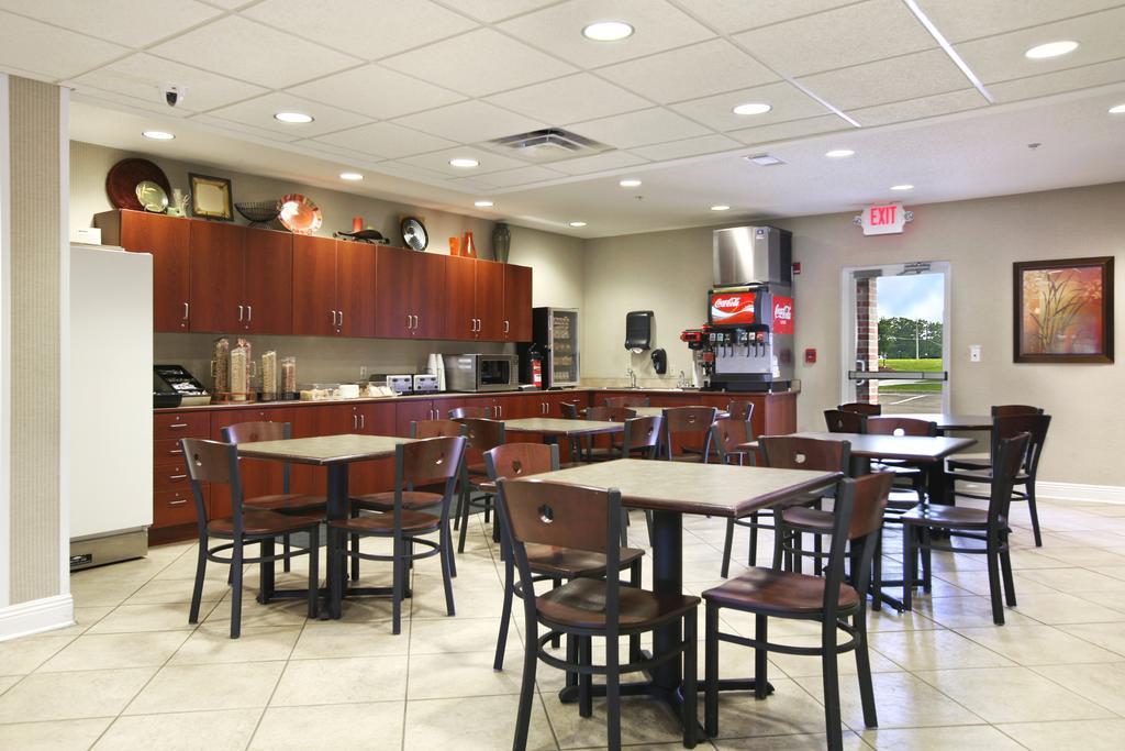 Microtel & By Wyndham Hotel Hattiesburg