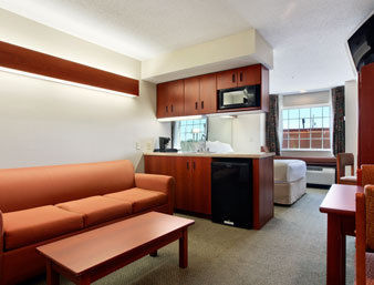 Hotel Microtel & By Wyndham 2*